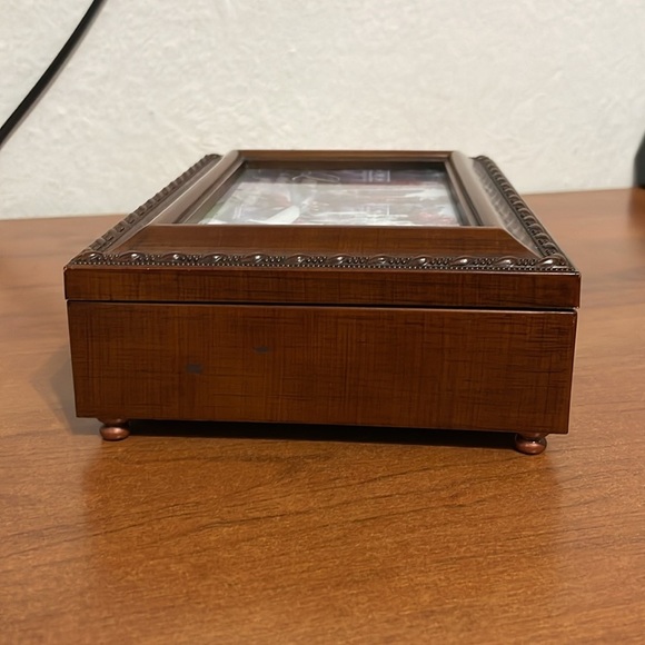 Vintage Sankyo Decorative Wooden Jewelry/Trinket Music Box - Picture 6 of 12